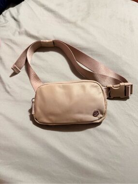 Everywhere belt bag MINI